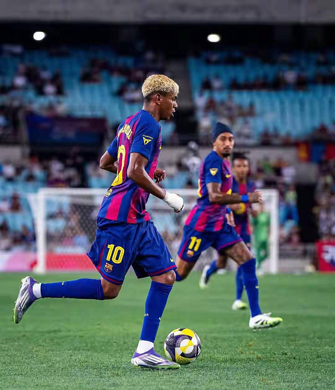 赛后突围战来临；布莱顿围绕西甲调整名单；更衣室稳定；球队文化再被提及的简单介绍