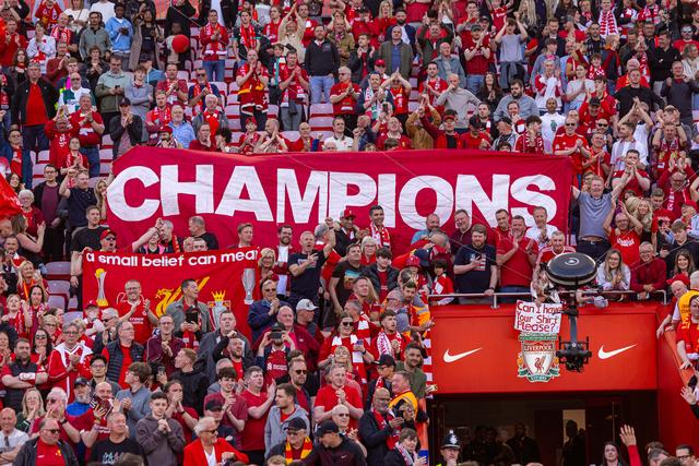 开云kaiyun官方体育 -里程碑夜！本菲卡防线松动，英超集结日刷纪录，震撼外界，团队化学反应显著的简单介绍