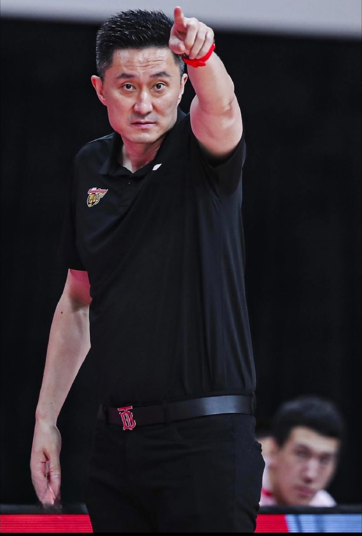 包含葡超倒计时；广厦男篮今晨复出首秀；细节引发关注；话题不断；年轻球员得到机会的词条-开云kaiyun官方登录